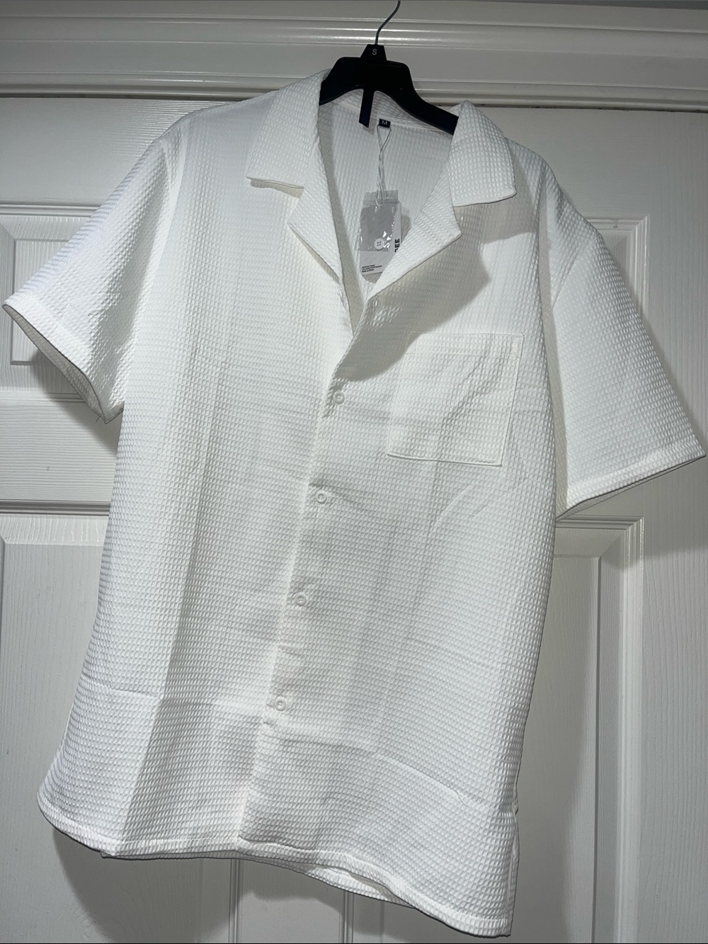 & Other Stories White Textured Short-Sleeve Button-Down Shirt